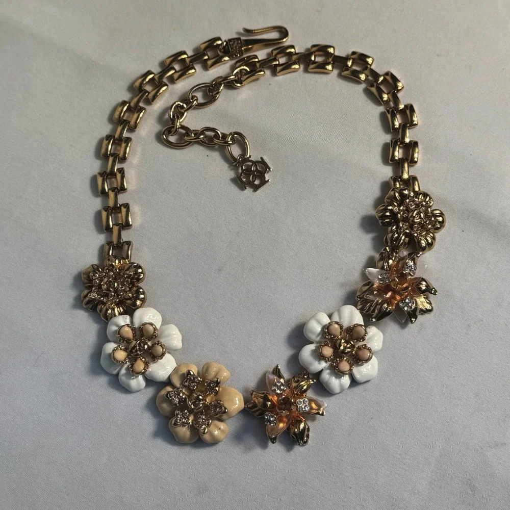 Ann Taylor ann taylor
